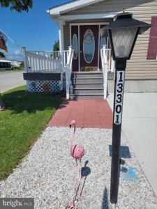 13301 COLONIAL ROAD