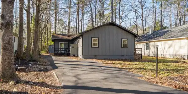 69 BURR HILL