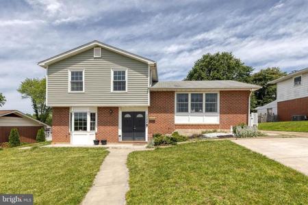 1724 WEYBURN ROAD