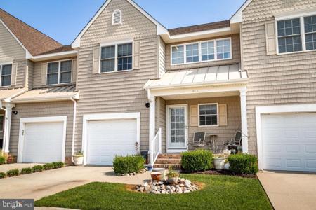 111 SUNSET CIRCLE