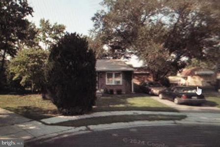 936 GENINE COURT