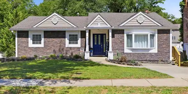 442 CENTURY VISTA DRIVE