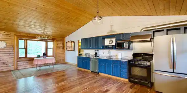 15301 POPLAR HILL ROAD