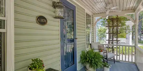 107 CHESTNUT