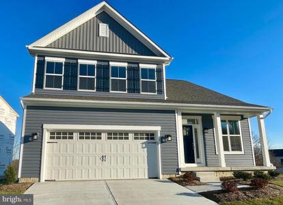 18 CHASE CIRCLE