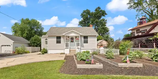 105 MECHANICS VALLEY ROAD