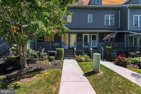 73 NE ISLES DRIVE