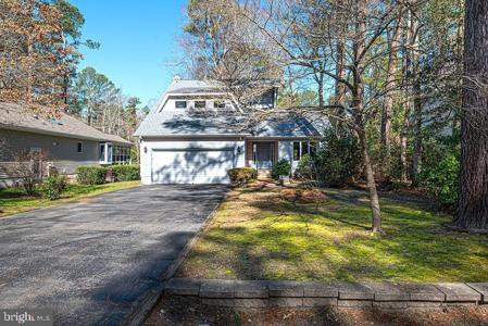 65 CRESTHAVEN DRIVE
