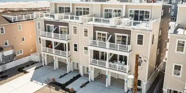 418-420 FARRAGUT ROAD