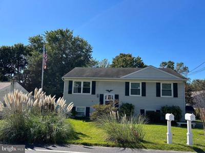 7842 OUTING AVENUE