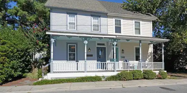 348 CHESTNUT STREET