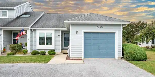 30952 CREPE MYRTLE DRIVE