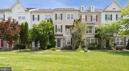 745 COLLINGTON COURT