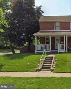 218 ENDSLEIGH AVENUE