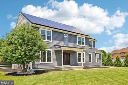 338 WHEATSHEAF DRIVE