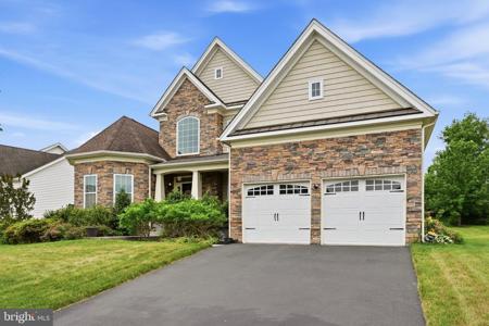 1223 CAITLIN WAY