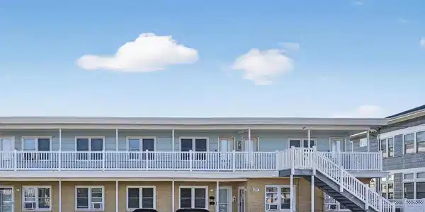 301 LAVENDER ROAD
