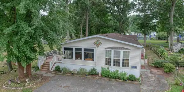 33246 OAKWOOD COVE