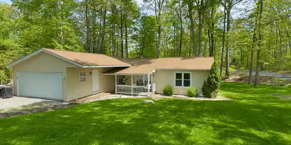 332 THUNDERBIRD DRIVE