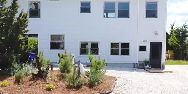 801 S. BAYSHORE DRIVE DRIVE