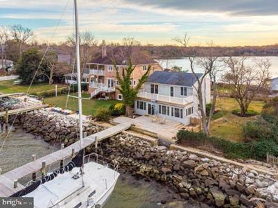 2142 LAKE DRIVE