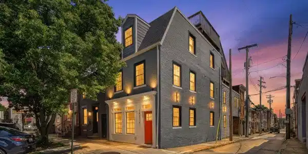 1821 BANK STREET