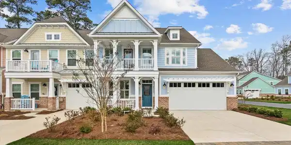 22194 DUNE CIRCLE