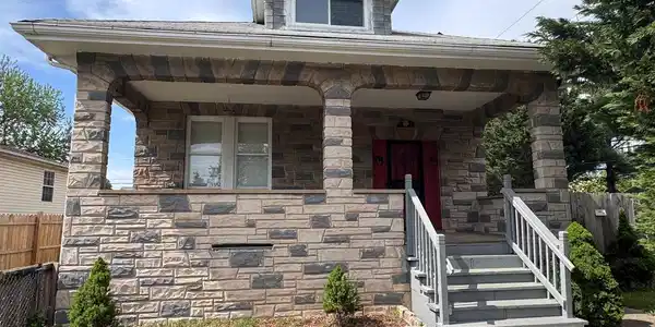 222 TOWNSEND AVENUE