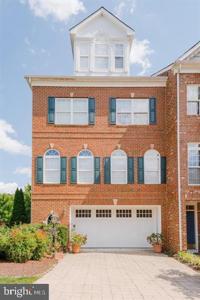 2703 MERLOT LANE