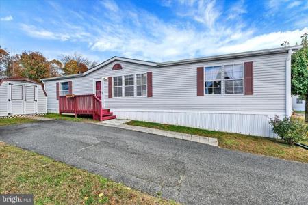 62 LITTLE CREEK LN