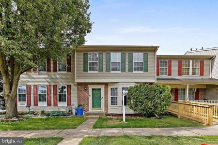 5333 HOLLOWSTONE CIRCLE