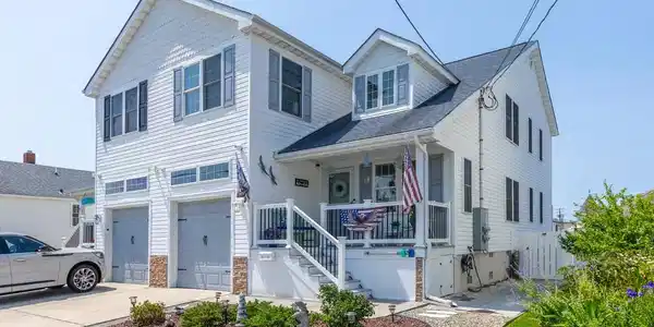 124 PALM ROAD
