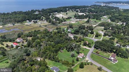 9800 1/2 DEAL ISLAND ROAD