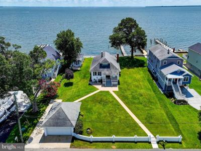 3831 BAY DRIVE