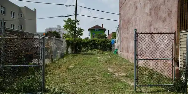 44 MANSION AVENUE