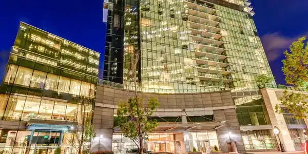300 INTERNATIONAL DRIVE