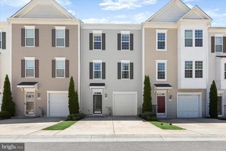 215 GUNTHER PLACE