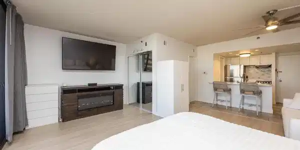 3851 BOARDWALK