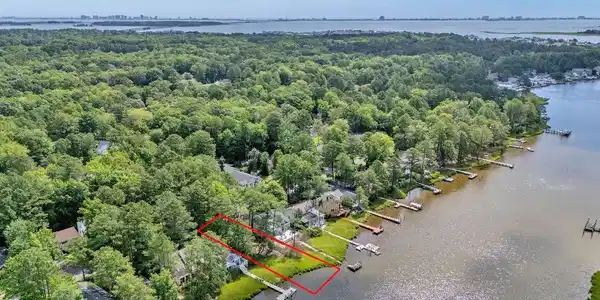 72 BOSTON DRIVE
