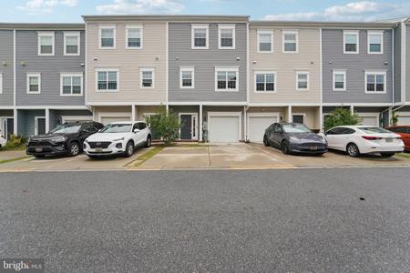 7728 LEXINGTON COURT