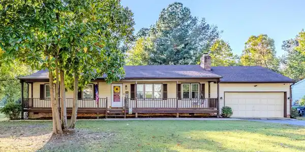 2137 AQUIA DRIVE