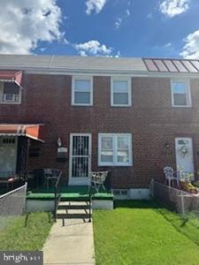 3011 LARUE SQUARE