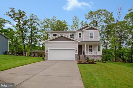 18 PLUM COURT