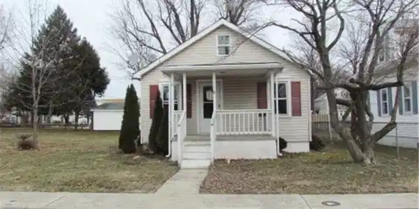 12 CHESTER AVENUE
