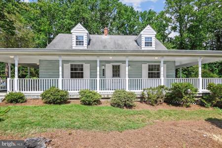 132 PINECREST DRIVE