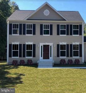 302 AZURE DR