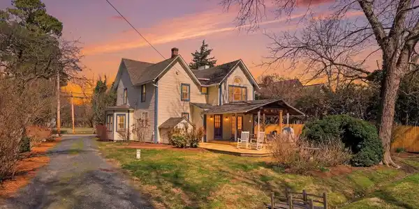 25913 ROYAL OAK ROAD