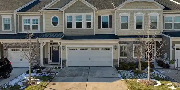 24244 CANOE DRIVE