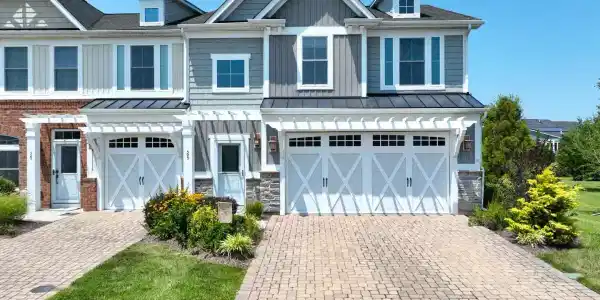 325 SAMANTHA DRIVE