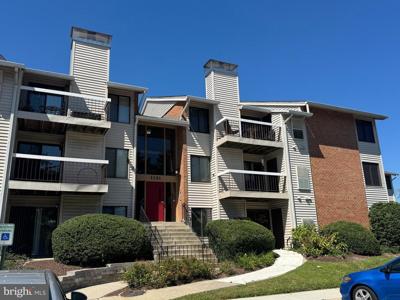 1121 CASTLE HARBOUR WAY